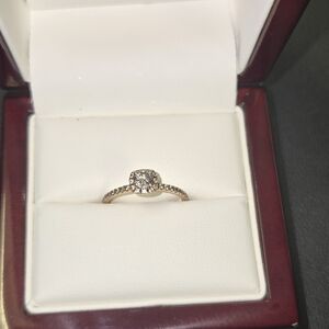 Size 7 diamond ring. .5ct in all.